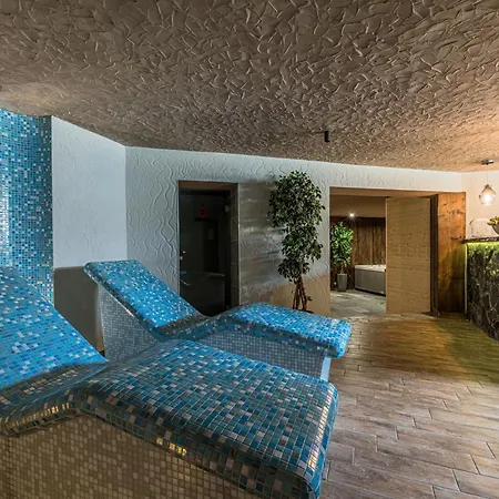 Hotel Lesana Stará Lesná