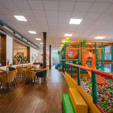 Hotel Lesana